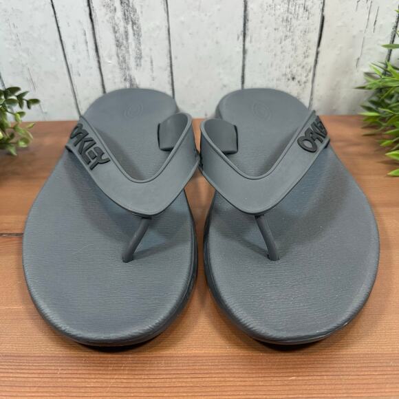 Oakley Men's B1B Flip Flop Grey Sandals Size 11 - Picture 3 of 7